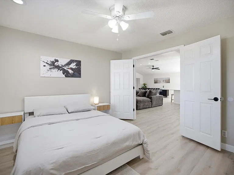 5829 Fairwoods Cir — Photo 25