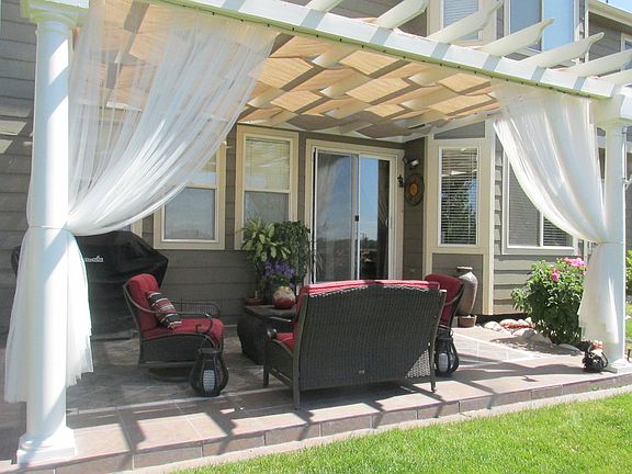 Patio & Pergola