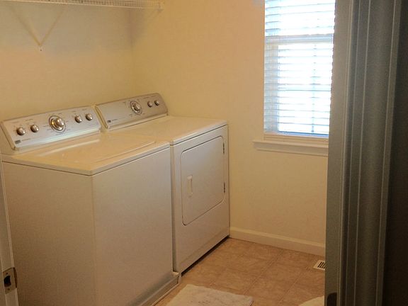 5th image of 8 Jordy Ct