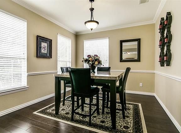 5th image of 1748 Lake Breeze Dr