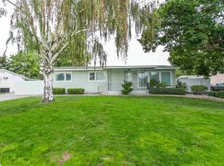 1418 Sanford Ave, Richland, WA 99354