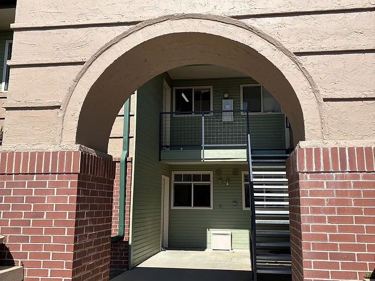 730 Copper Ln #201 — Photo 1