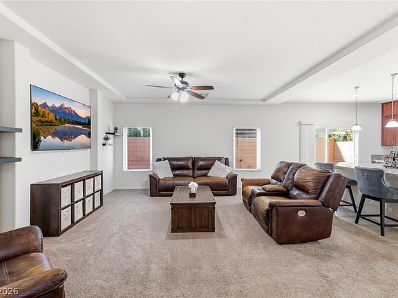 4th image of 6004 Gordon Creek Ave