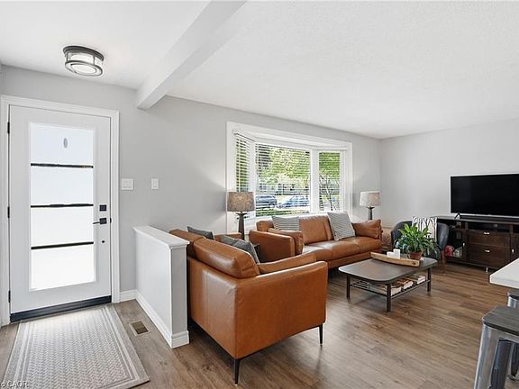 5th image of 66 Purnell Dr