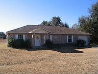 1st image of 120 SE Lindale Gln
