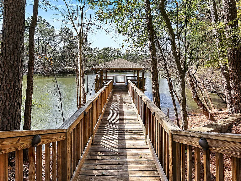 Ashford Lakes — Photo 10