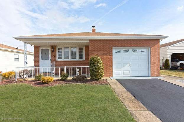 1st image of 253 Bonaire Dr