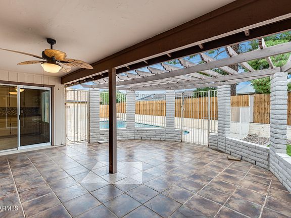 4th image of 10841 N 39TH Drive