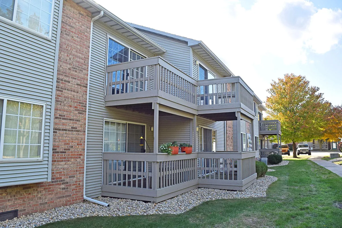 Building Photo - Prospect Pointe