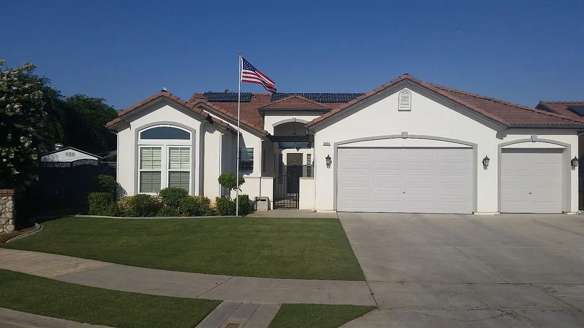 2019 Whiteash Ave photo 1