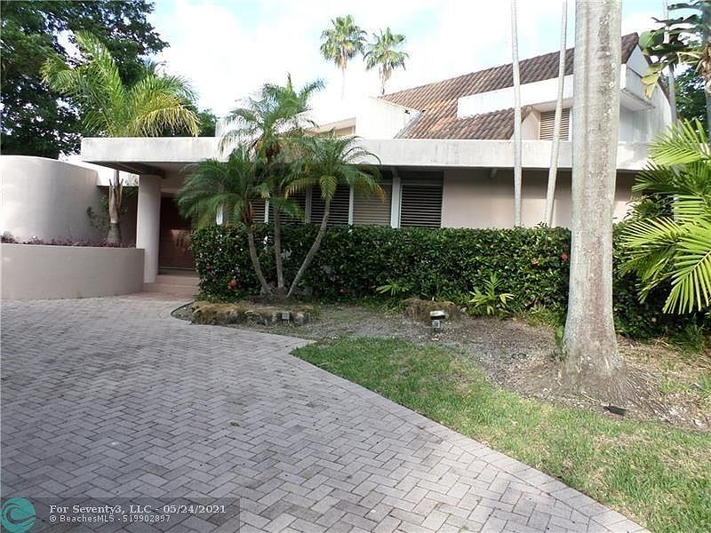 1st image of 179 Royal Palm Dr