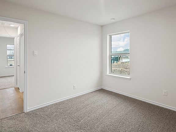 5th image of 4816 Silver Strike Rd