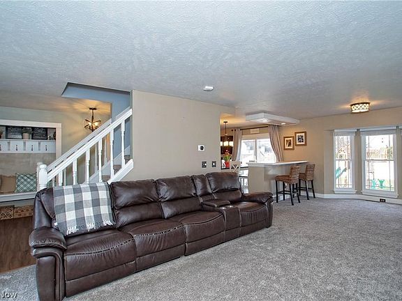 5th image of 1395 Cedar Creek Ct