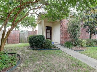 205 Sunswept Bridge Dr, Lafayette, LA 70508