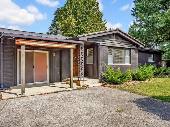 4030 W Fleener Ave, Bloomington, IN 47403