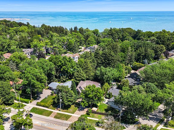 2nd image of 3168 Lakeshore Rd W