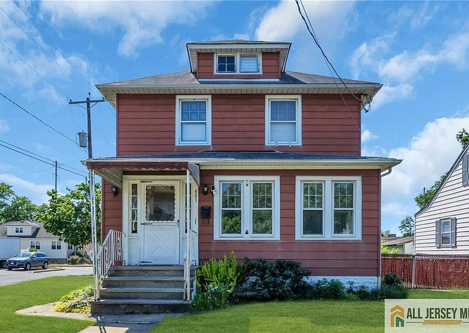 1st image of 483 Jaques Ave