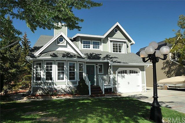 1st image of 445 San Martin Dr