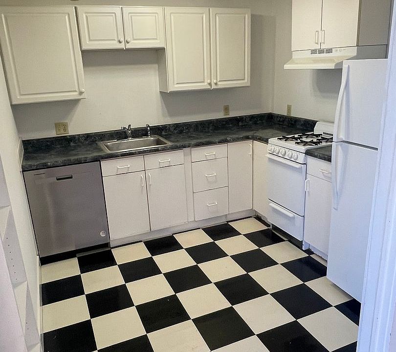 1st image of 1301 Napoleon Ave #L