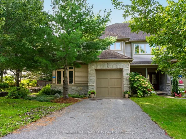 1 Donald Dr, Muskoka Lakes, ON P0B 1J0