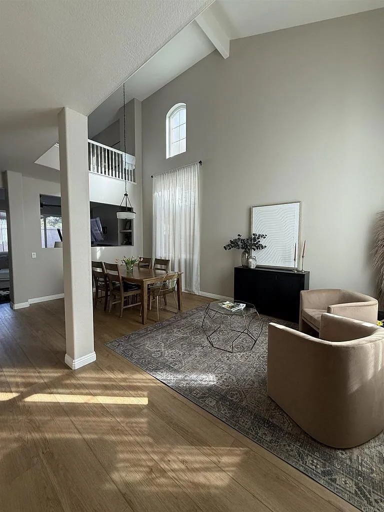 3 bed, 1886 sqft, $4,500 — Photo 3