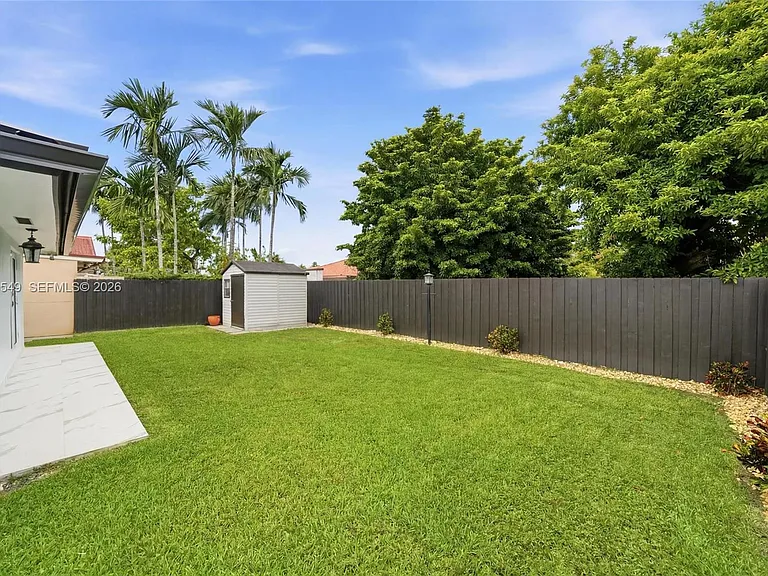 881 NW 133rd Ave — Photo 39