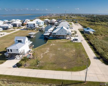 26 Sandy Point Dr, Grand Isle, LA, 70358