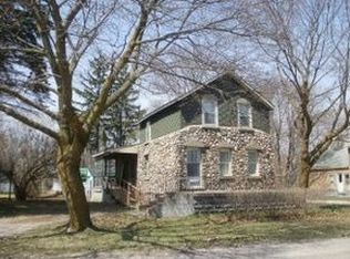 215 Cass St, Cheboygan, MI 49721