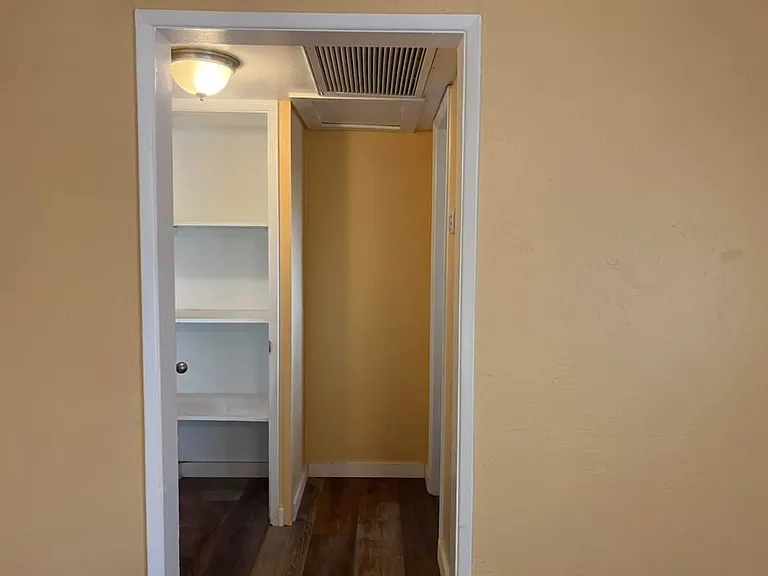 3002 E McKinley St #4 — Photo 9