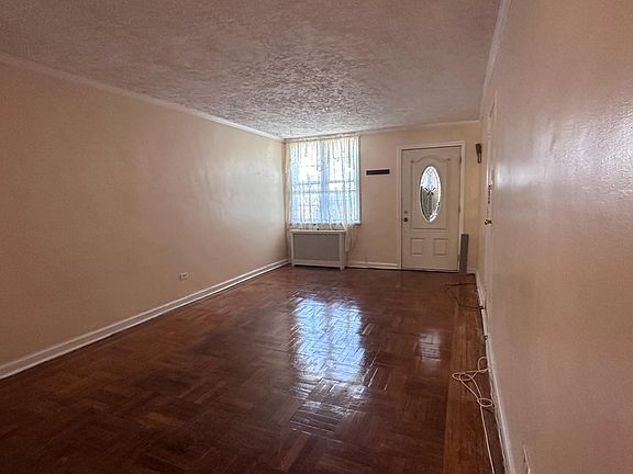 2nd image of 11579 Springfield Blvd Floor 1