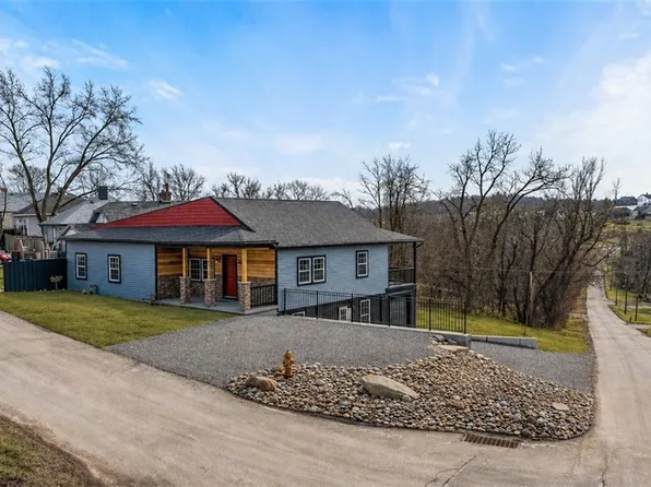 300 3rd St, Langeloth, PA 15054