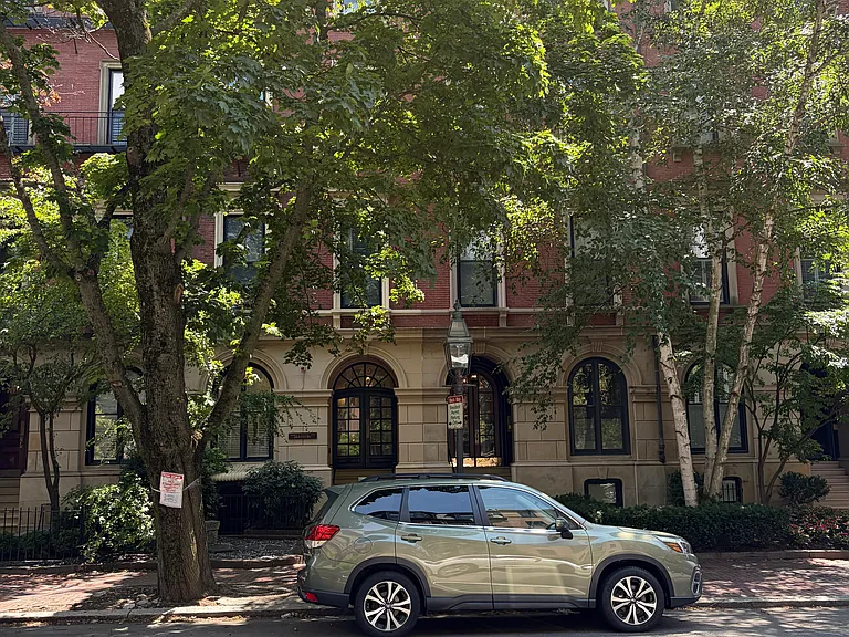 26 Marlborough St #1 — Photo 11