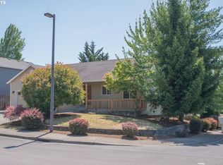 15890 NW Graf St, Portland, OR 97229