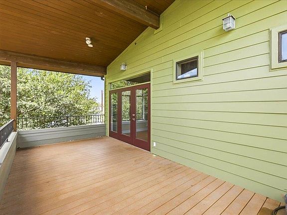 4th image of 1415 W 51st St #3