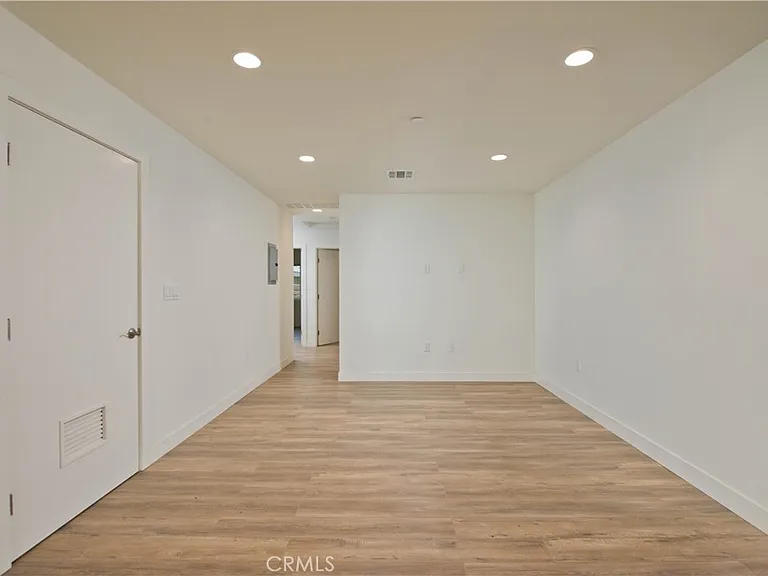 12516 San Fernando #2 — Photo 7