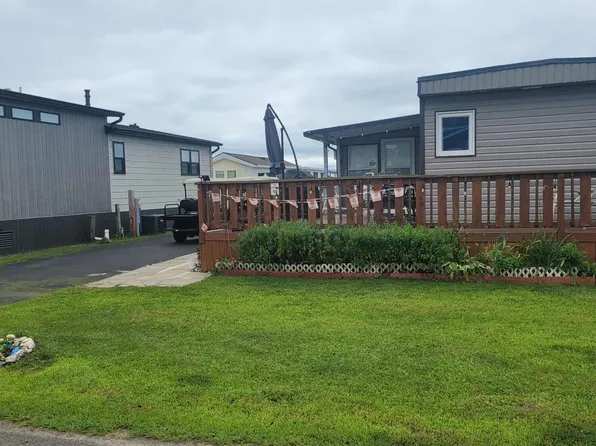 490 Empire Rd #Peb010, Pt Colborne, ON L0S 1R0