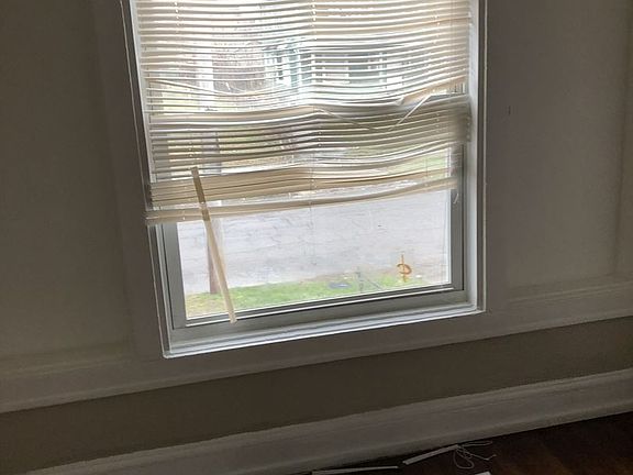 5th image of 10703 Lee Ave APT 2