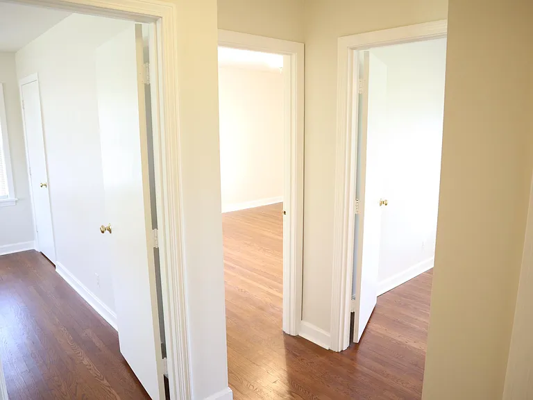 2331 Thornhill Rd — Photo 26