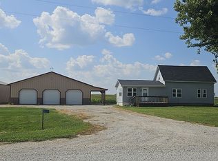 18397 215th Ave, Centerville, IA 52544