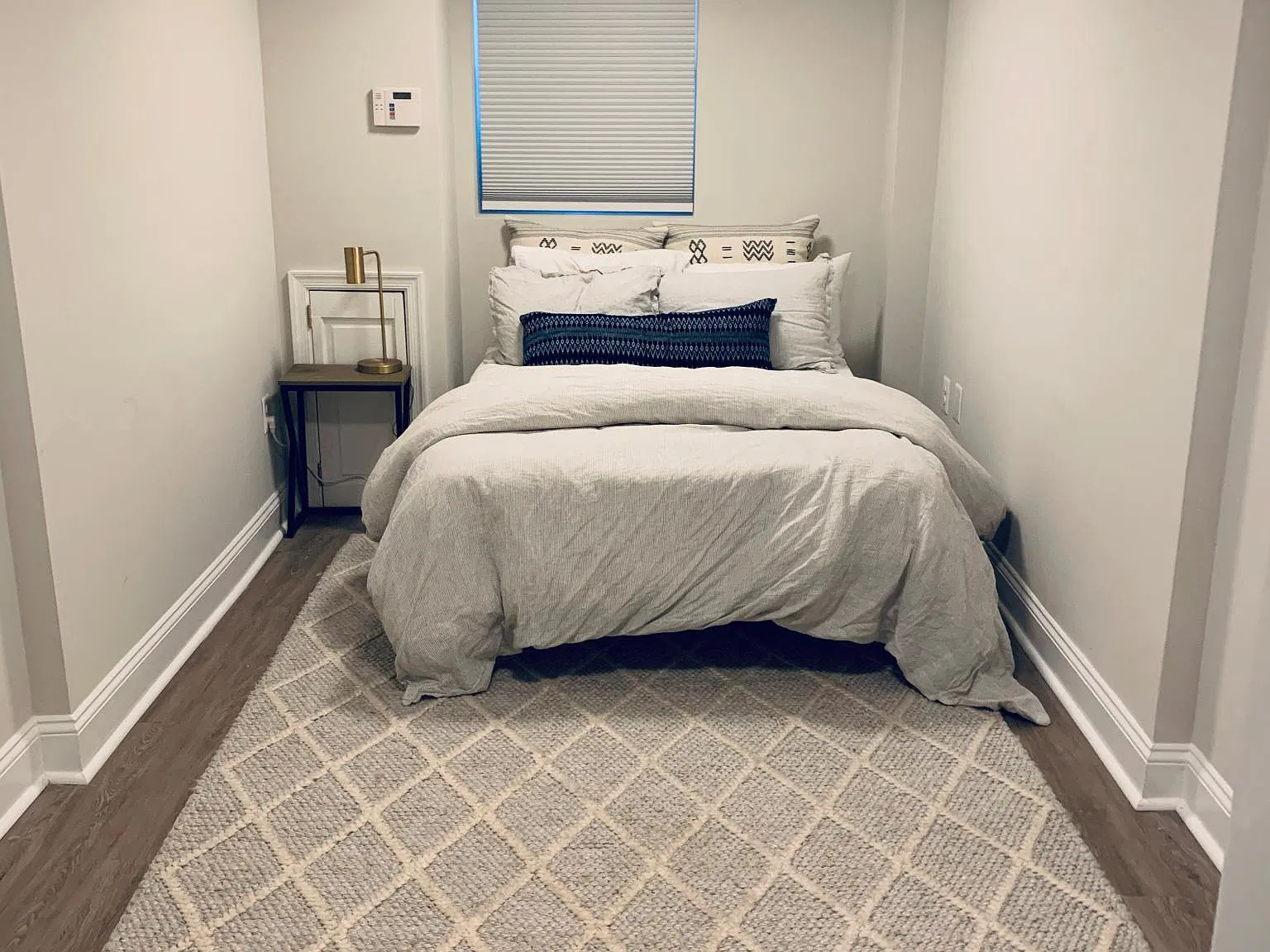 1 bed, 1000 sqft, $1,900 — Photo 4
