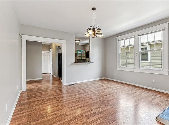 4th image of 5314 Memphis St