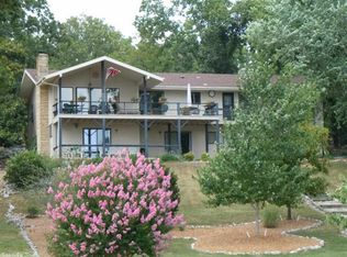 24 Winnebago Dr, Cherokee Village, AR 72529