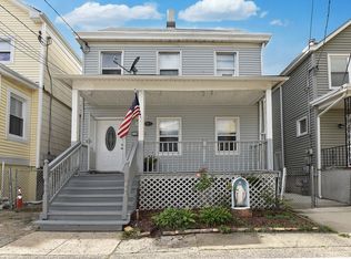 487 Miller St, Perth Amboy, NJ 08861