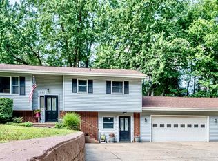 3860 E Pontaluna Rd, Fruitport, MI 49415