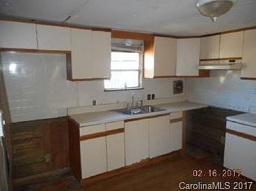 2nd image of 5811 Cedarbrook Ct