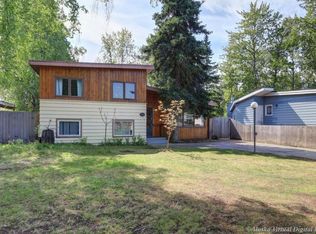 5630 Radcliff Dr, Anchorage, AK 99504