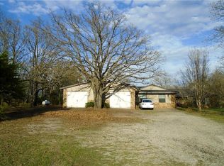 9957 Hickory Hollow Rd, Shawnee, OK 74804