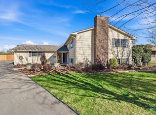 2072 S Crystal Way, Boise, ID 83706