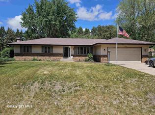 11954 Tresemer Rd, Roscoe, IL 61073