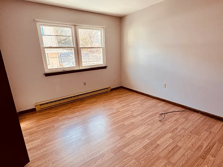 24 Cedar Ave #2 — Photo 6